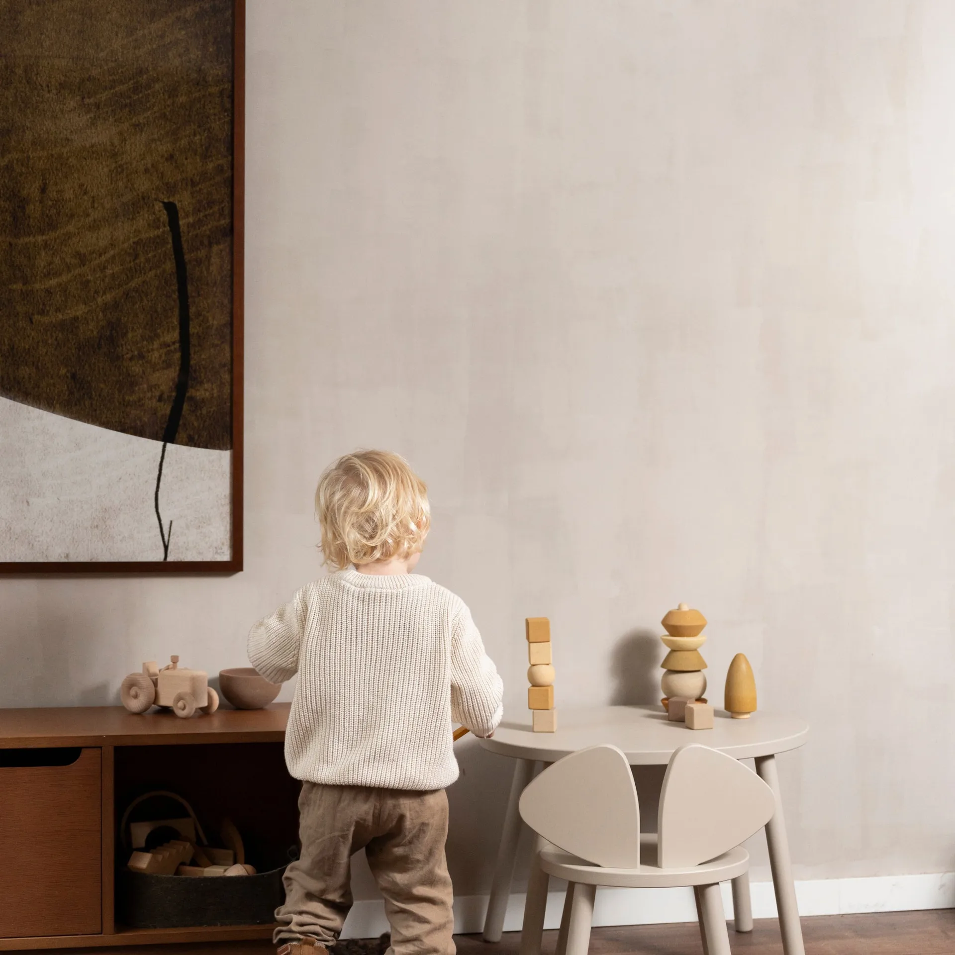 Mouse set barnstol + bord, Beige Nofred
