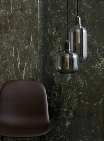 Amp lampa stor - grå-svart - Normann Copenhagen