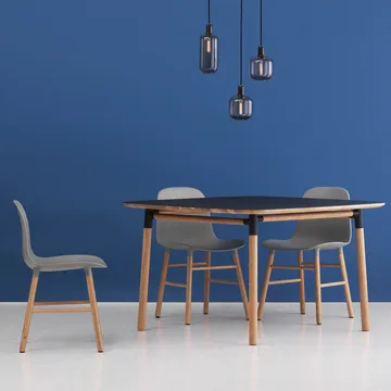 Form matbord 120x120 cm - Grön-ekben - Normann Copenhagen