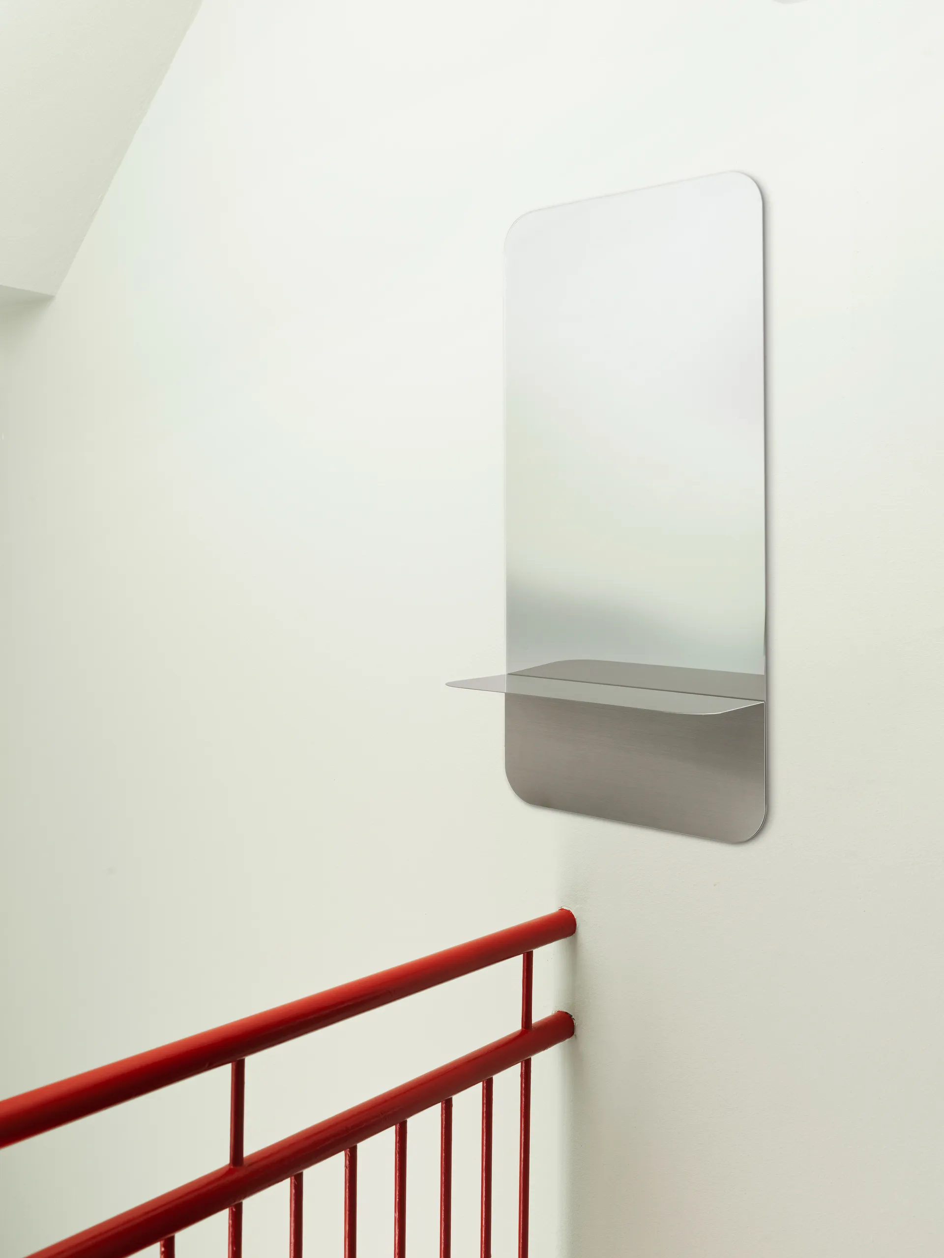 Horizon vertikal spegel 40x80 cm, Rostfritt stål Normann Copenhagen
