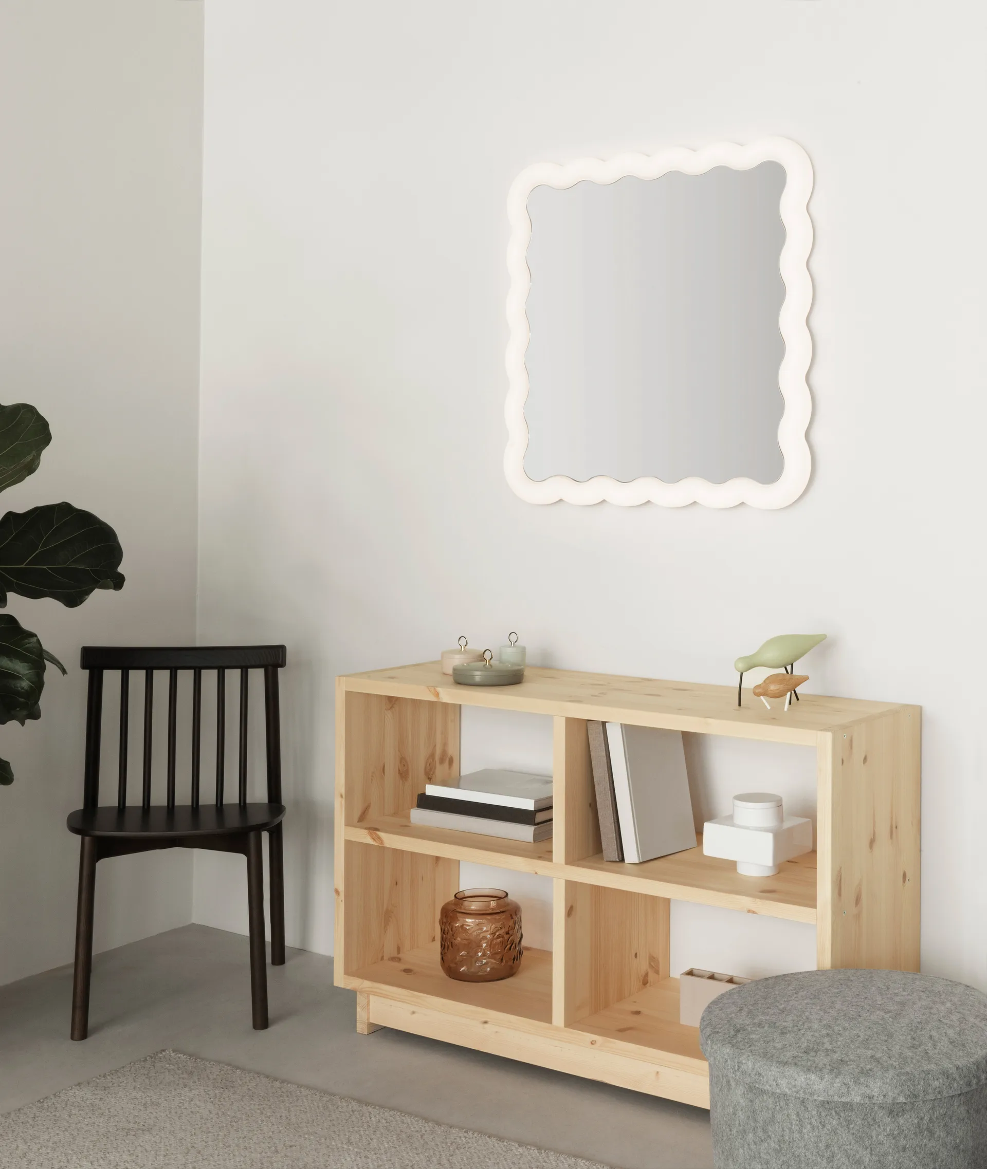 Illu spegel 80x80 cm, Vit Normann Copenhagen
