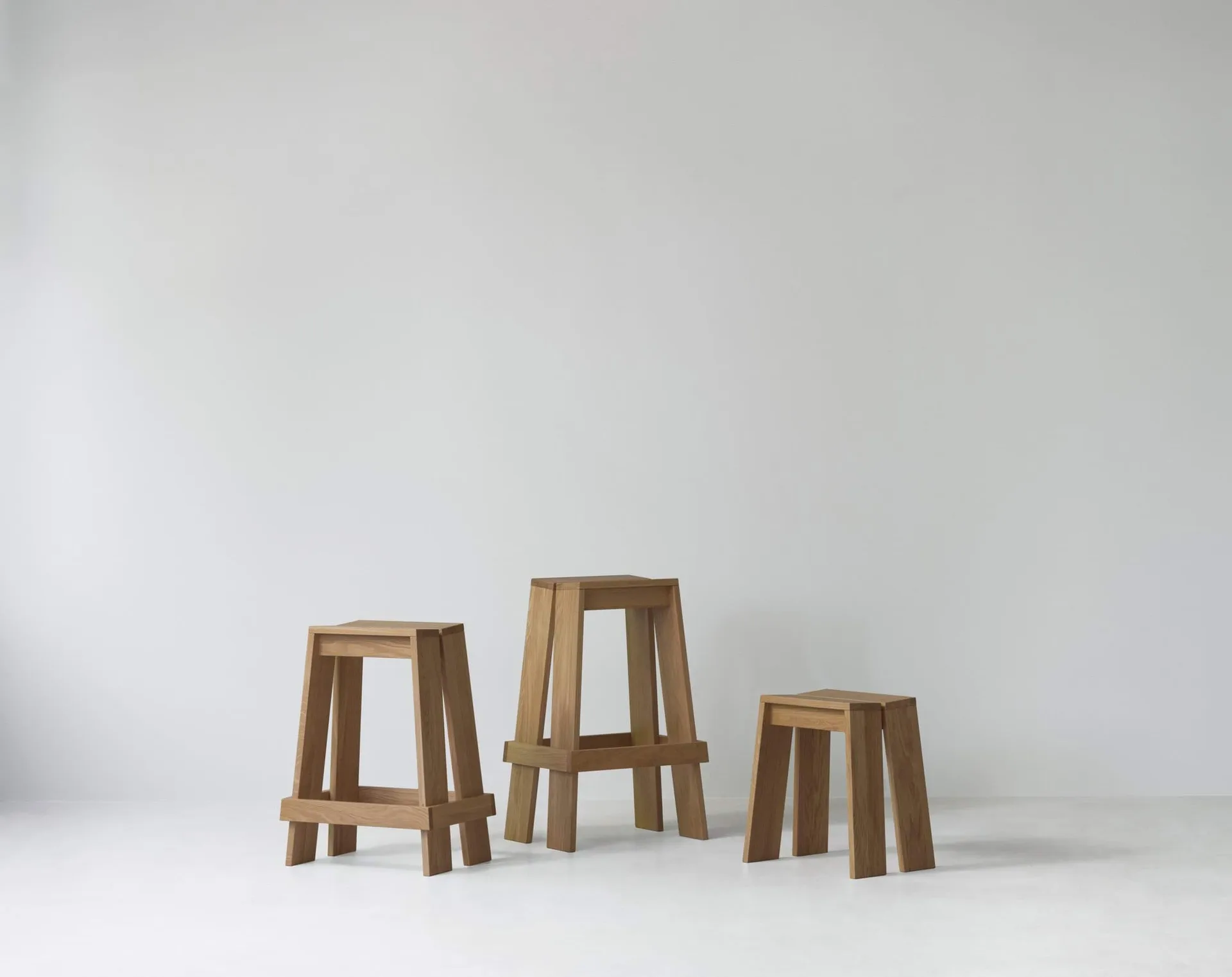 Let pall, Oak Normann Copenhagen