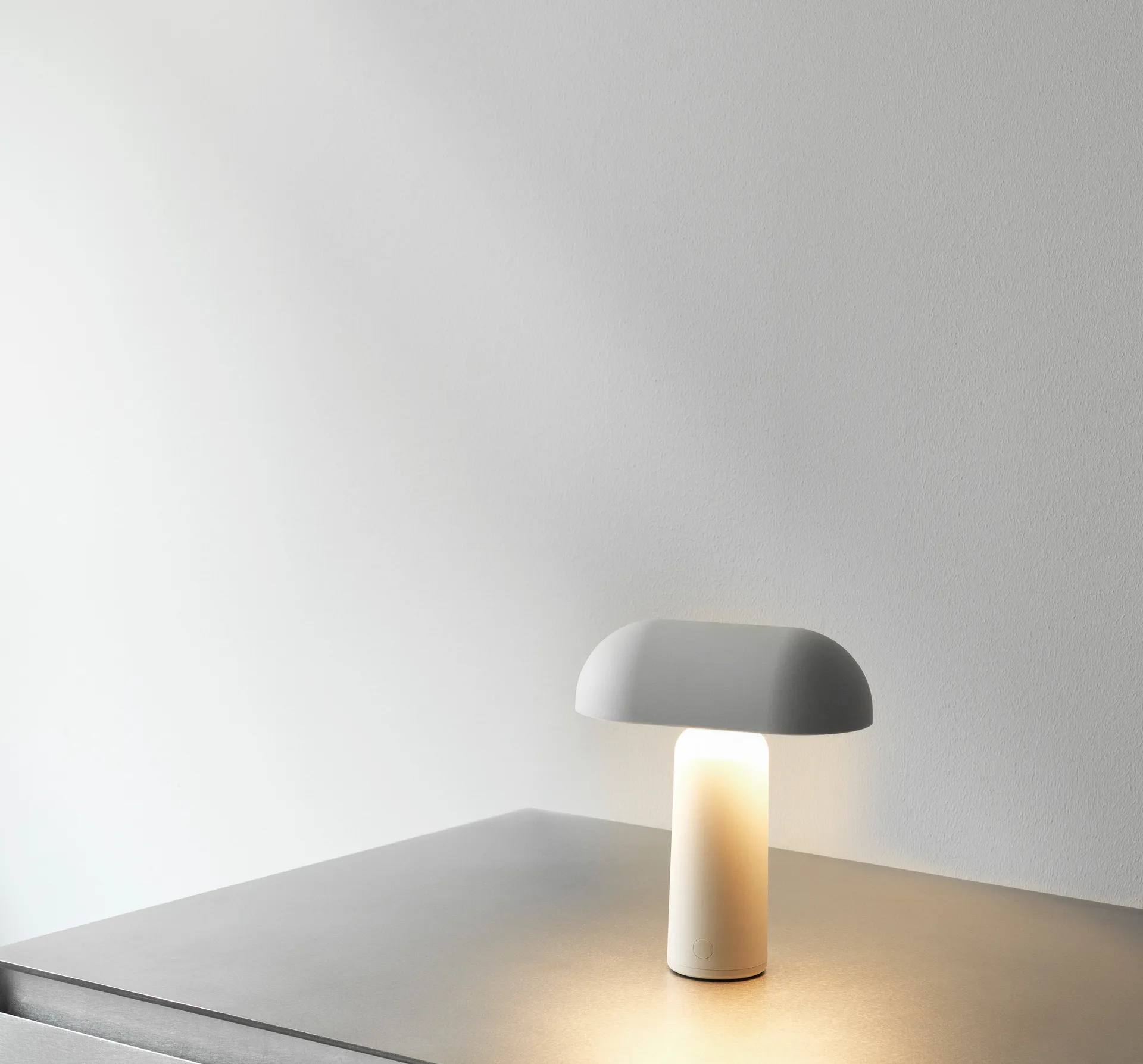 Porta portabel bordslampa, Grå Normann Copenhagen