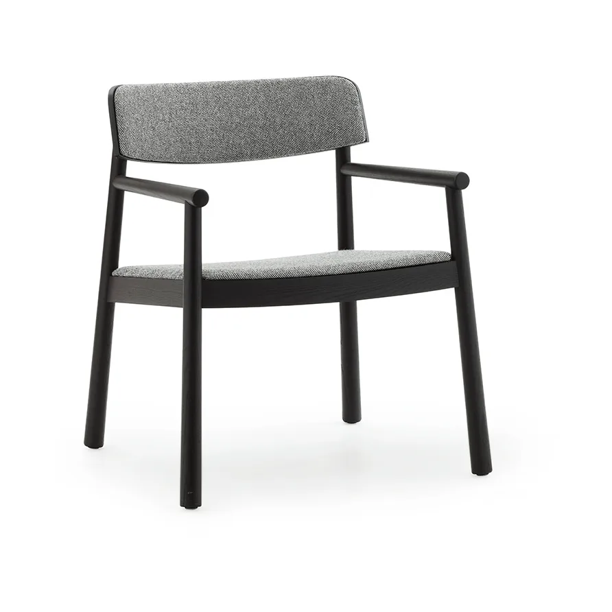 Timb fåtölj, Black ash-Hallingdal 166 Normann Copenhagen