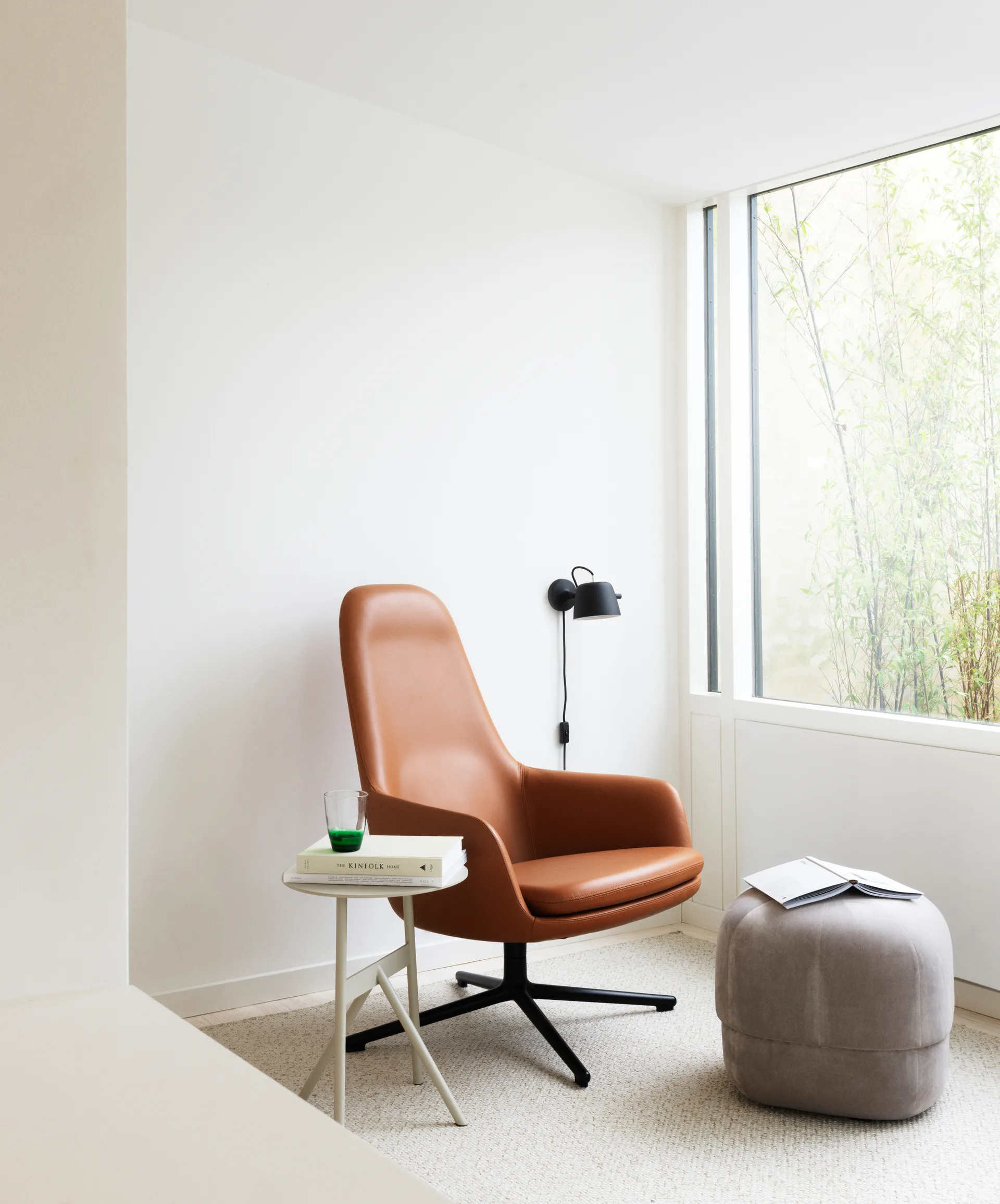 Tub vägglampa, Svart Normann Copenhagen