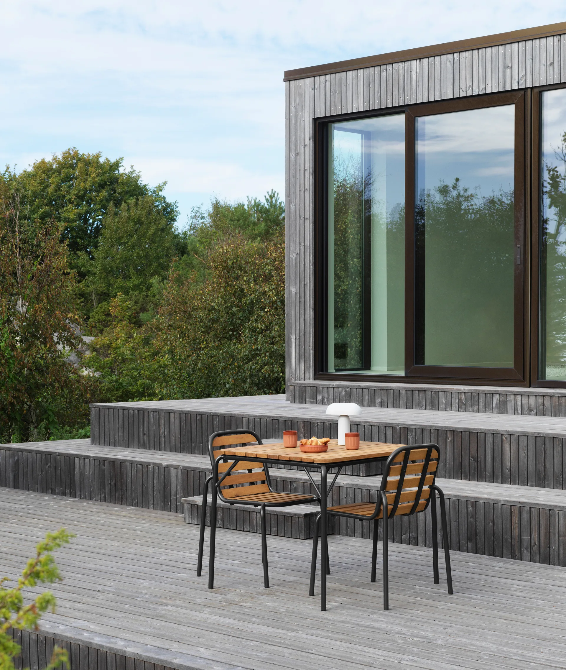 Vig Robinia stol, Svart Normann Copenhagen