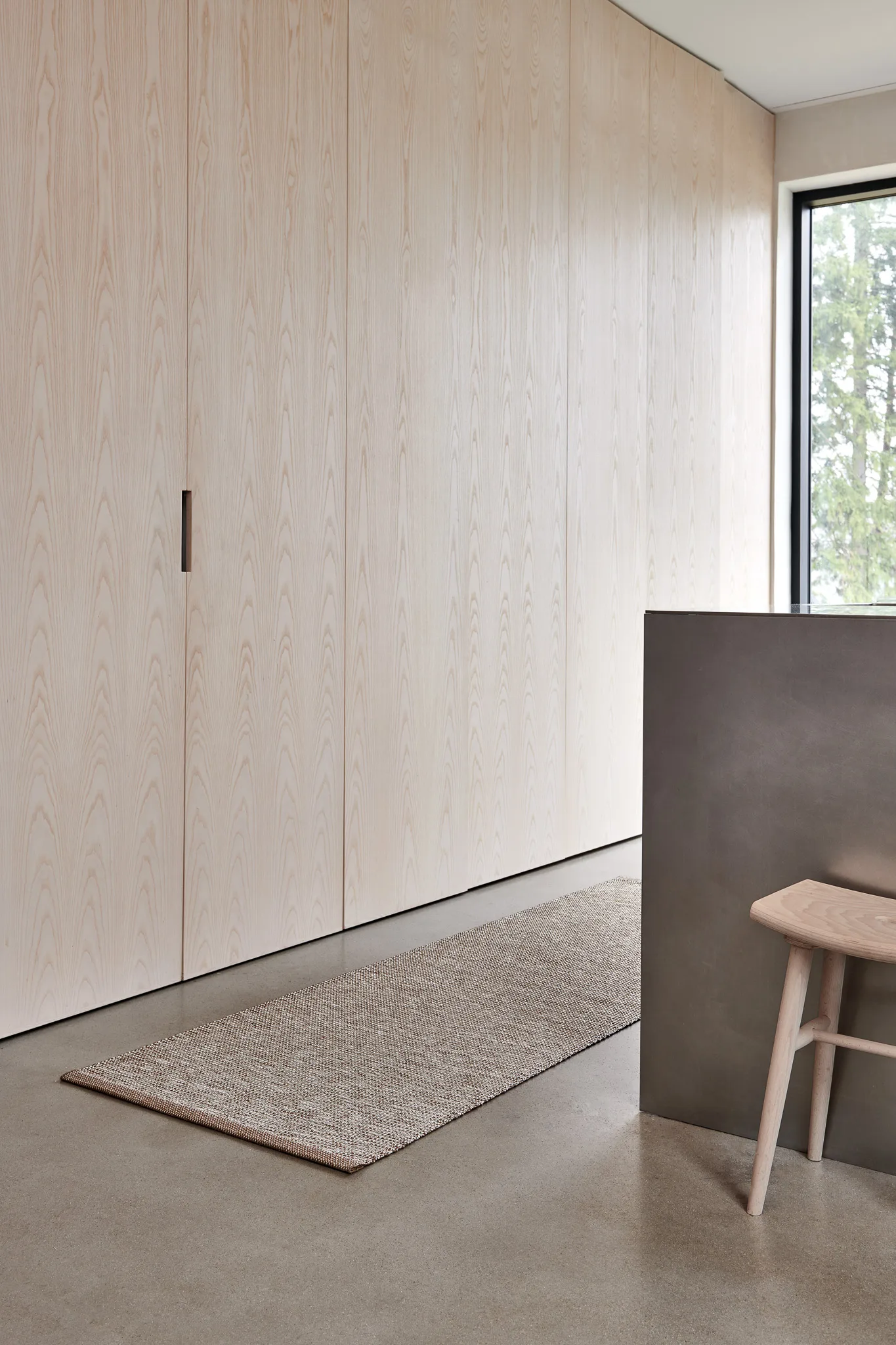 Emm Metallic matta, Potato-beige, 70x180 cm Pappelina