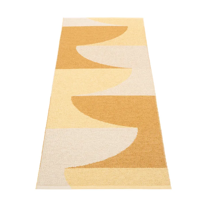 Hill matta - Ochre-pale yellow-cream 180x70 cm - Pappelina