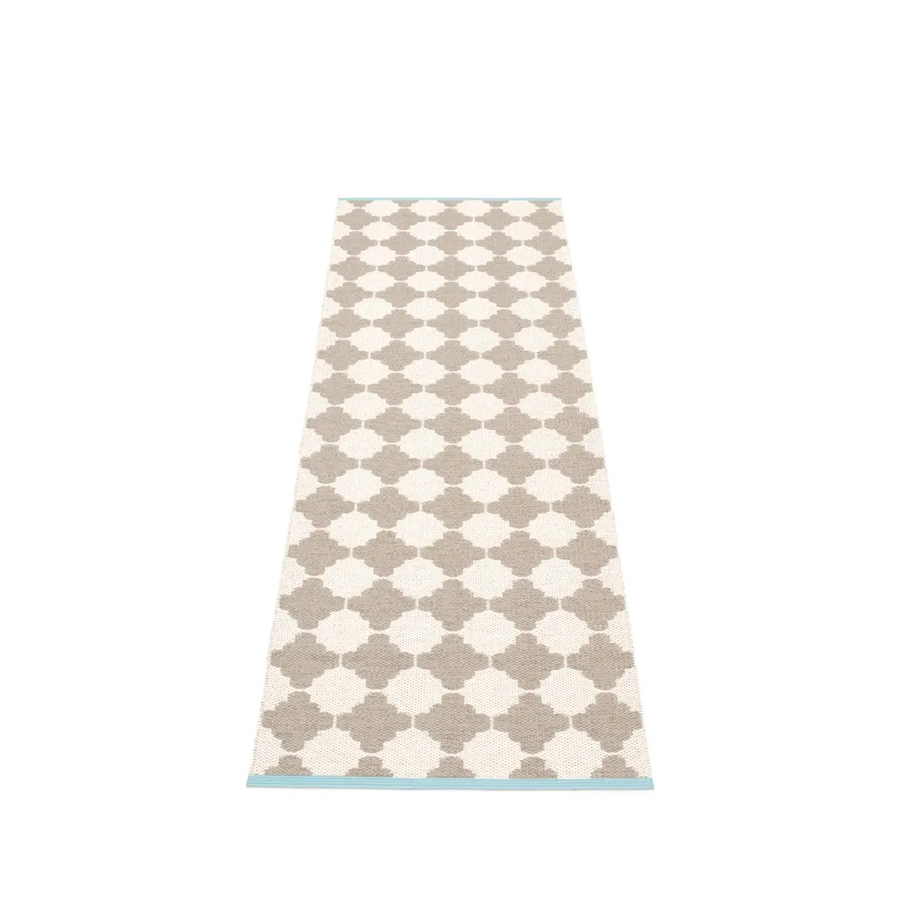 Marre gångmatta mud/vanilla/turquoise edge, 70x225 cm Pappelina