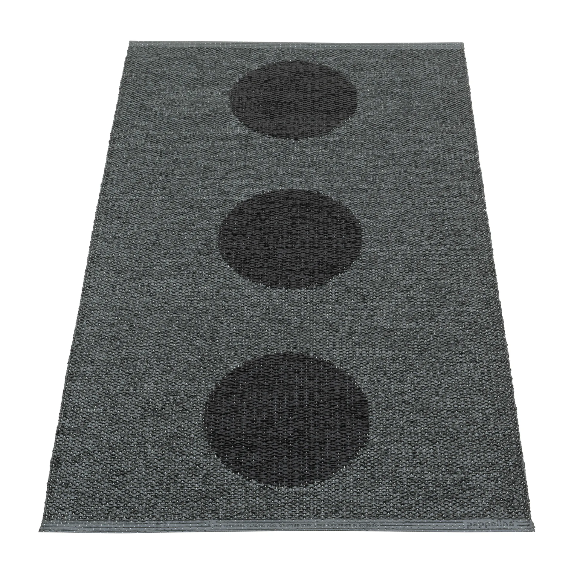Vera 2.0 plastmatta black-black metallic, 70x120 cm Pappelina