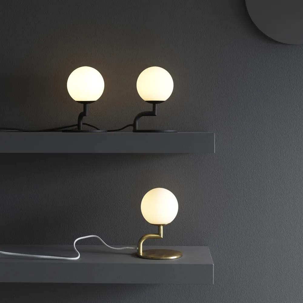 Mobil 18 bordslampa, mässing Pholc