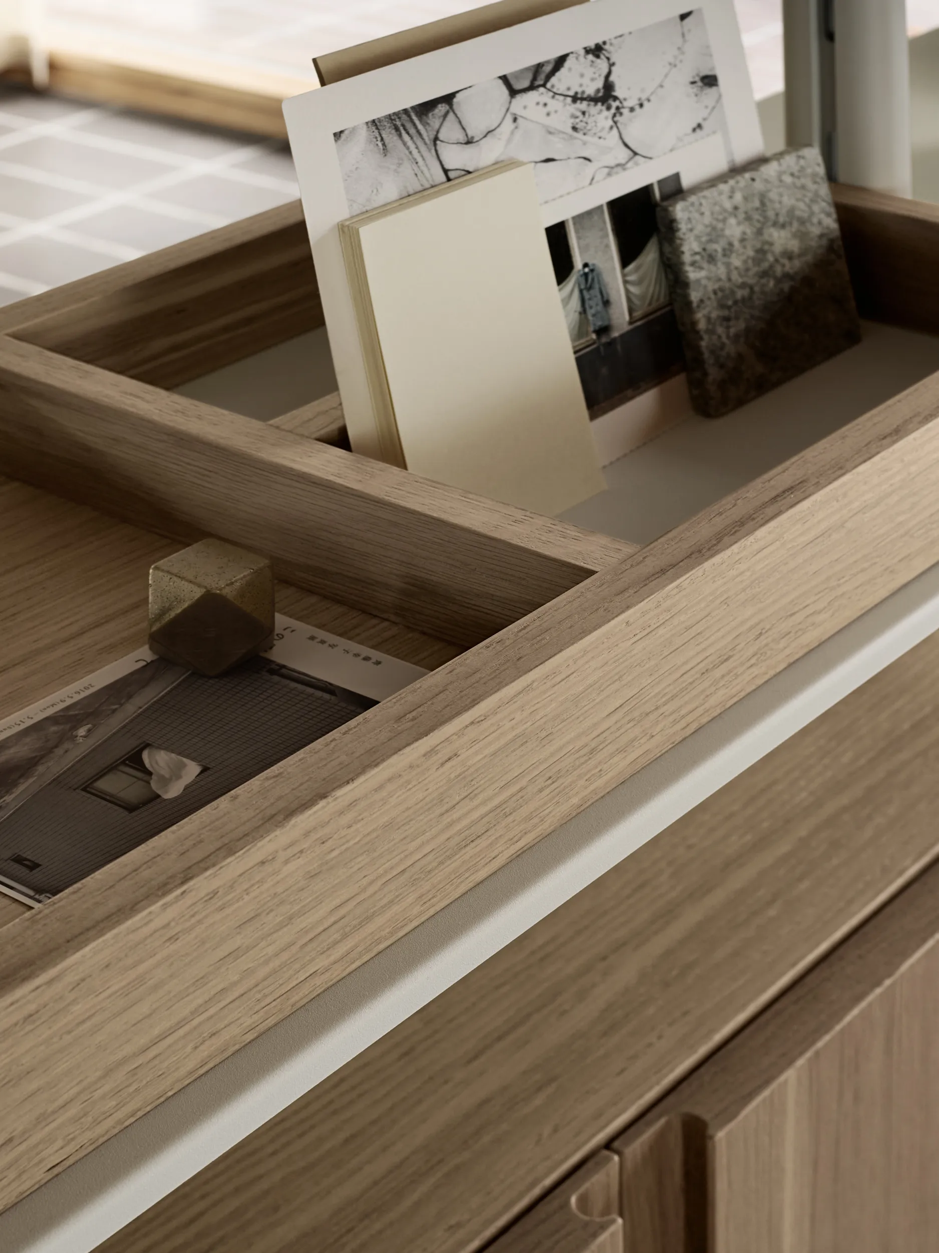 Pira G2 hyllsystem F C B White/Oak 240-247 cm Pira