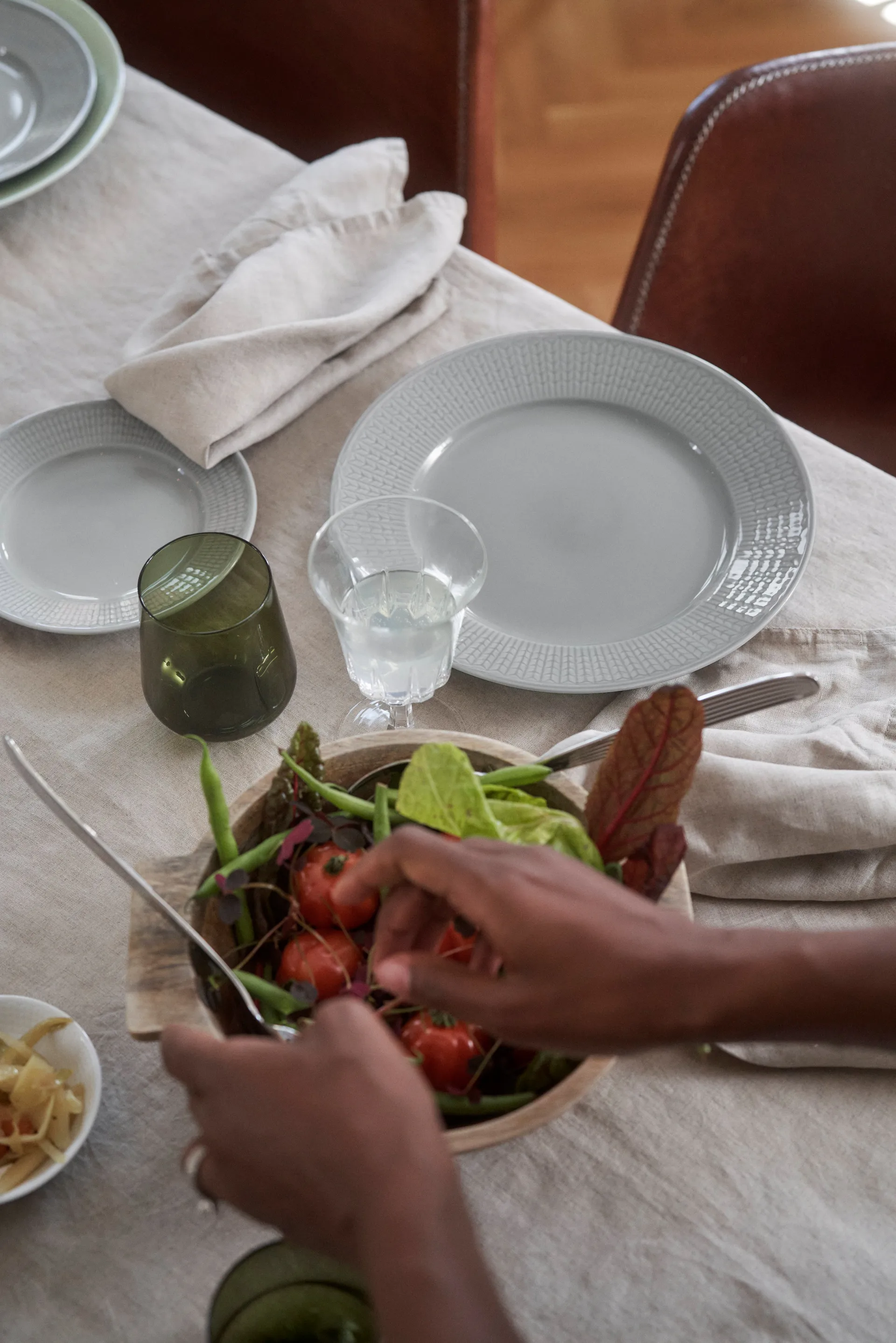 Swedish Grace tallrik Ø27 cm, Dimma (grå) Rörstrand