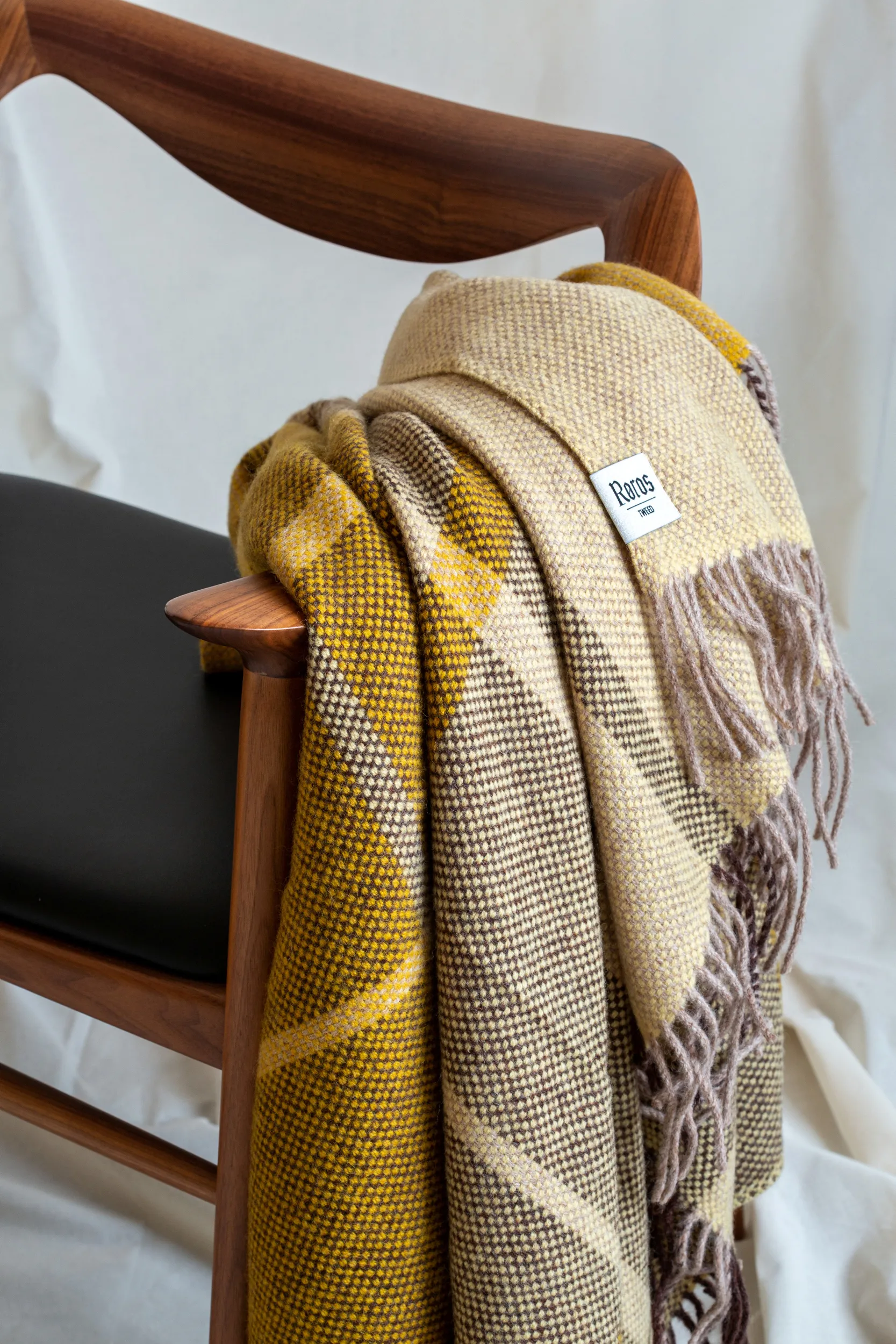 Filos pläd 145x220 cm, Yellow Røros Tweed
