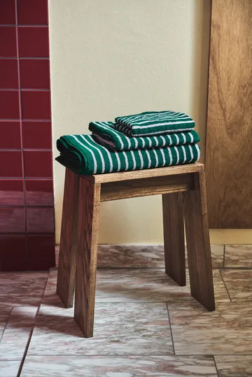 Drift badhandduk 70x140 cm - Grön-lila - Scandi Living