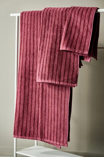 Drift badhandduk 70x140 cm - Rosa-röd - Scandi Living