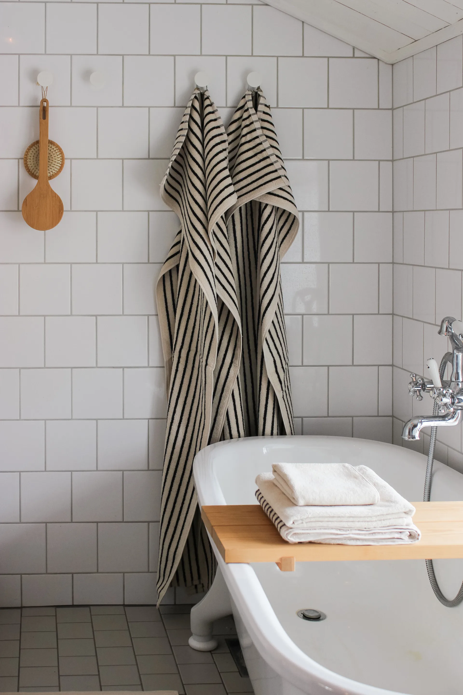Drift handduk 50x70 cm, Vit Scandi Living
