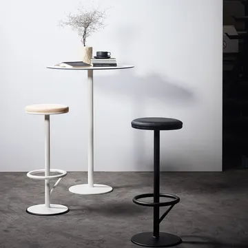 Orbit barpall hög - Vitlack matt, ljusbrunt läder - SMD Design