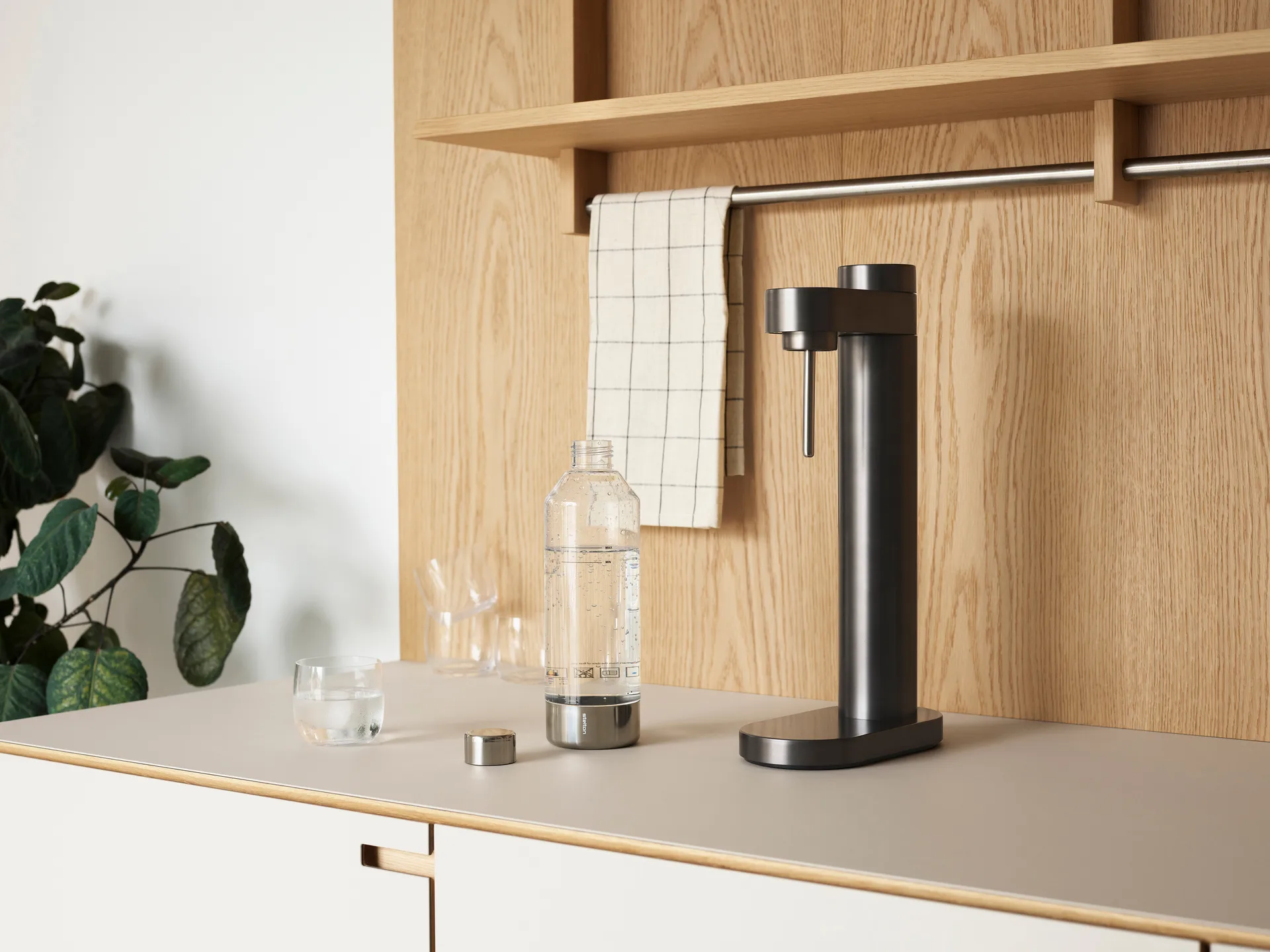 Brus kolsyremaskin, Black metallic Stelton