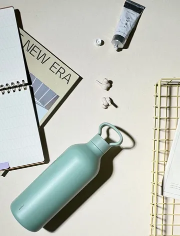 Tabi termosflaska 1 L - Dusty green - Stelton