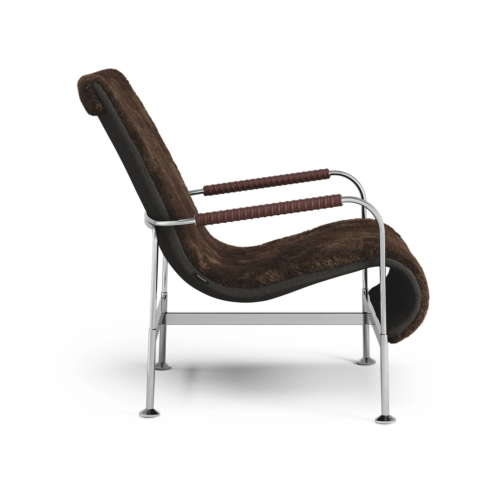 Serpentine fåtölj, Fårskinn Espresso-krom-Tärnsjö Tobacco Swedese