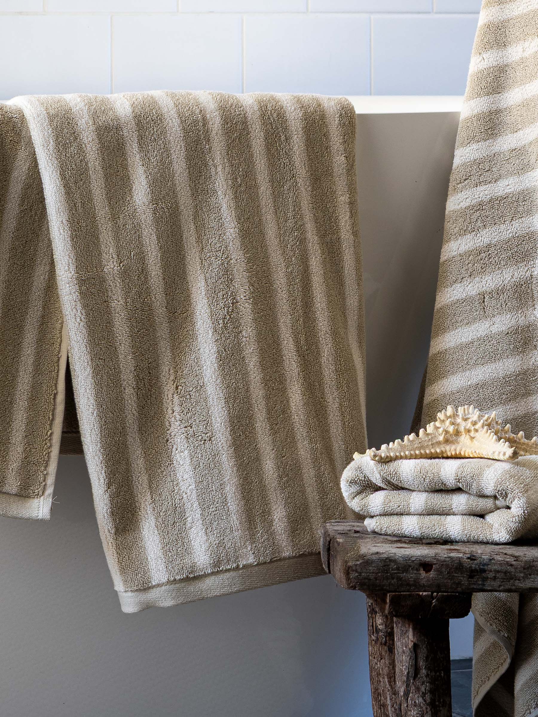 Bonnie badlakan 70x140 cm, Beige Tell Me More