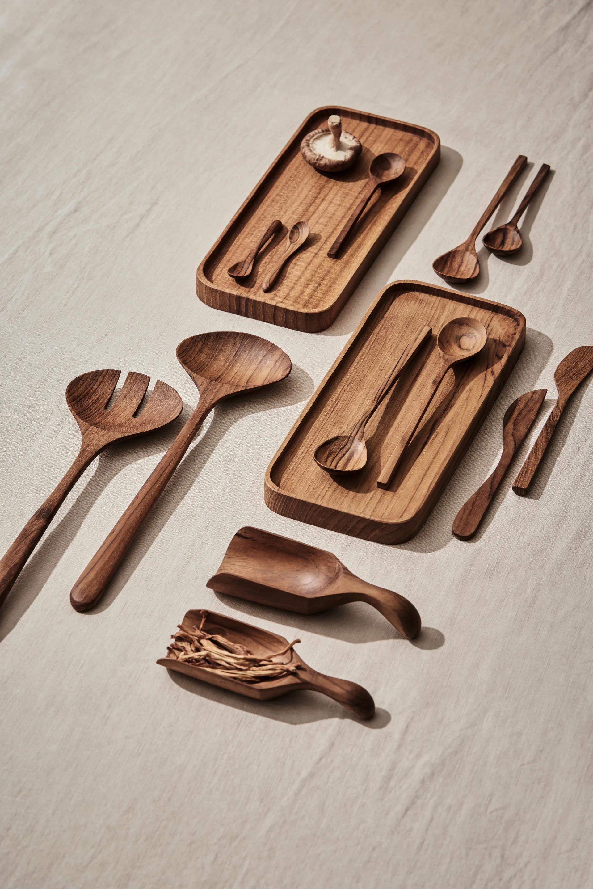 Teak serveringsskedar 2 delar, Brun Tell Me More