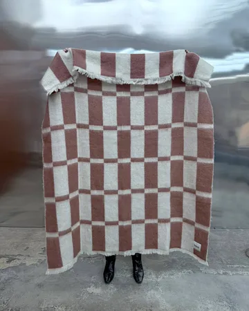 Hallin mohairpläd - Off white-rust, 130x170 cm - Tinted