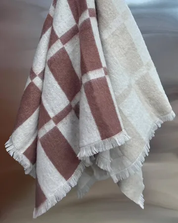Hallin mohairpläd - Off white-rust, 130x170 cm - Tinted