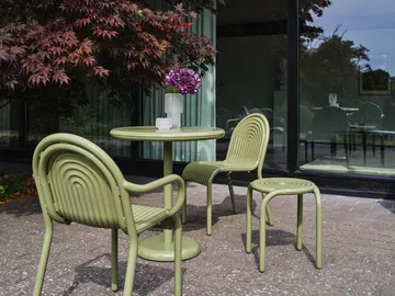 Groove cafébord runt - Moss, Ø70 cm - Tom Dixon