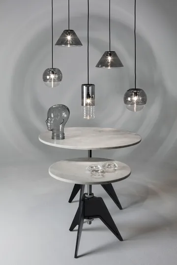Screw cafébord Ø90 cm - White marble-cast iron - Tom Dixon