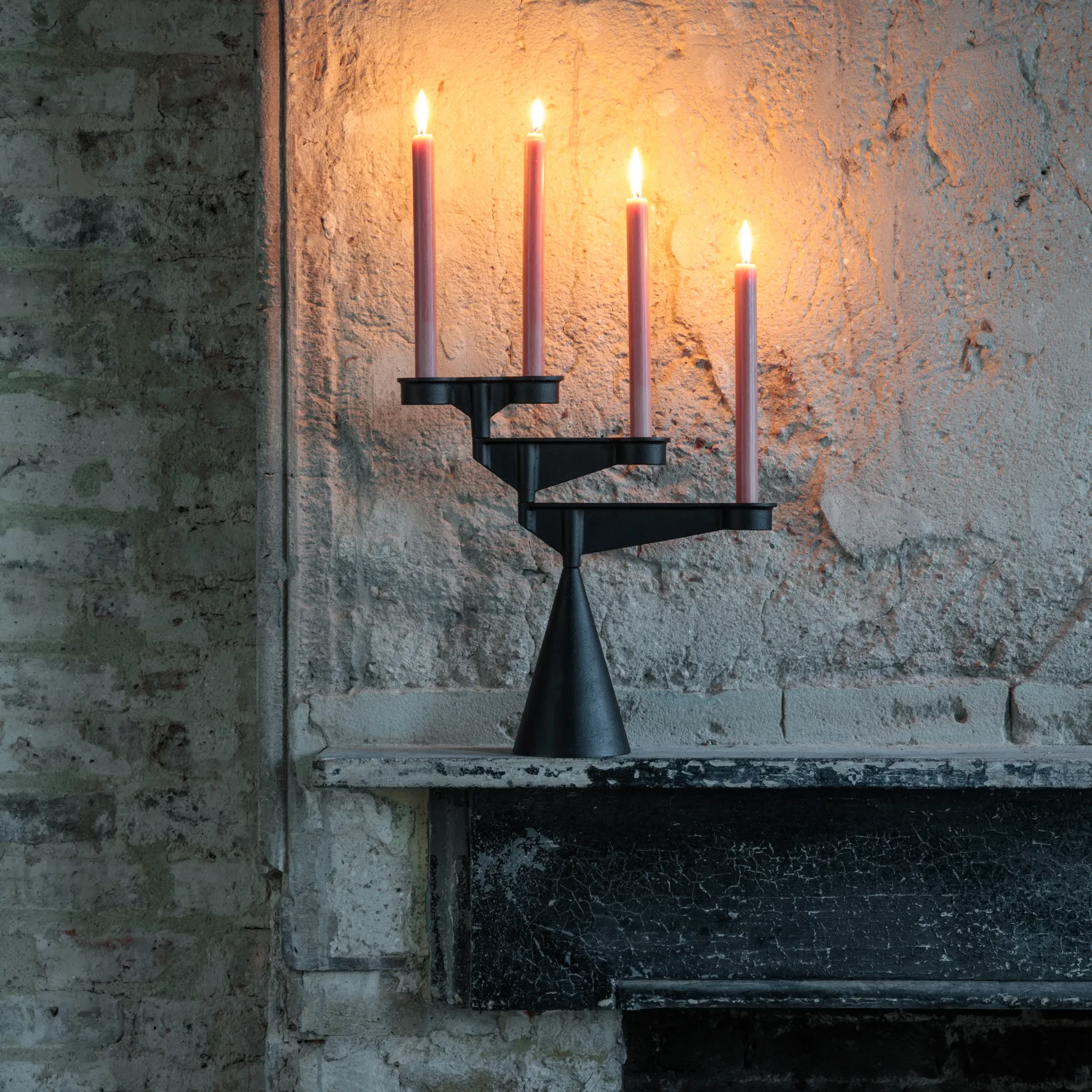 Spin kandelaber mini, Svart Tom Dixon