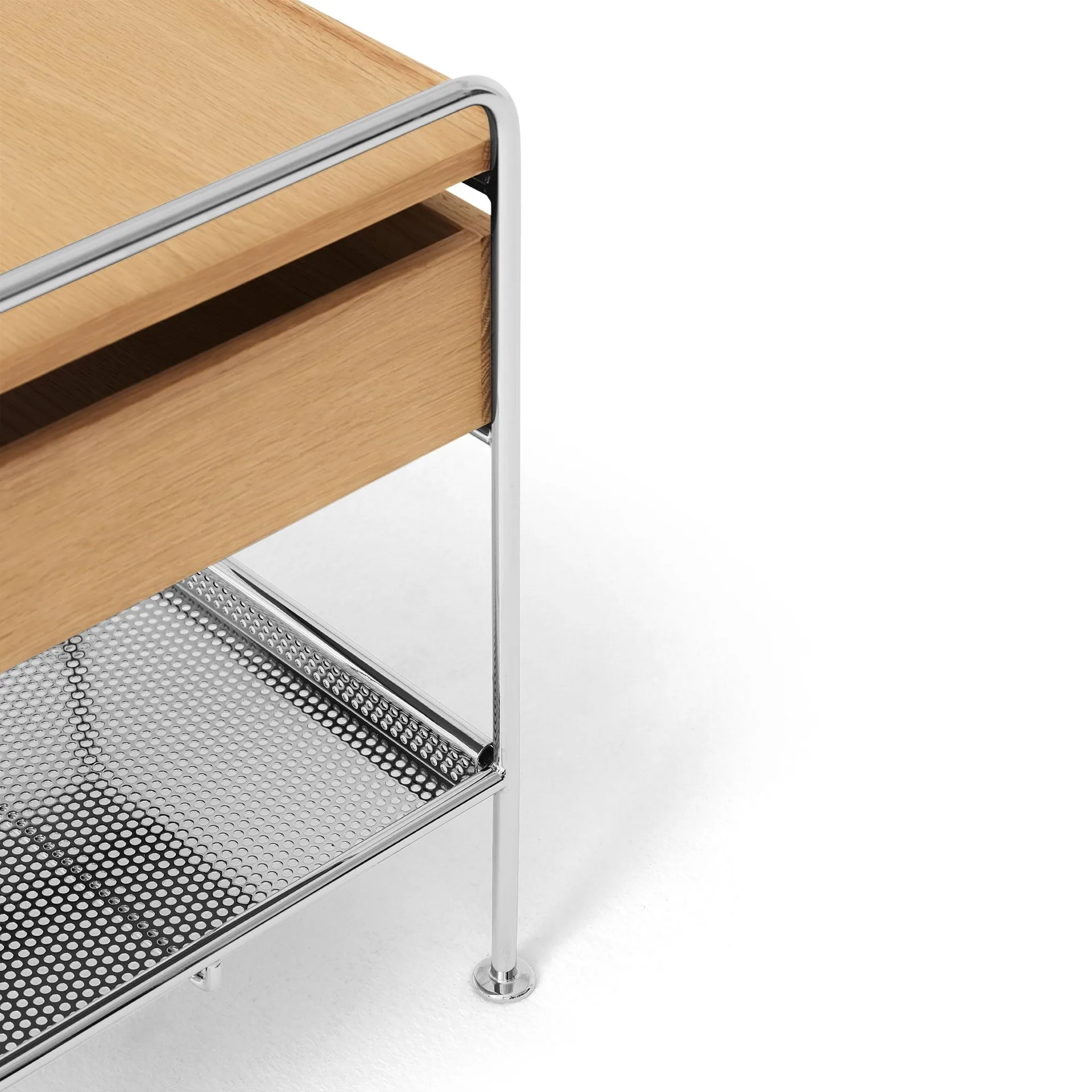 Alima NDS3 sidobord, Lackerad ek-krom &Tradition