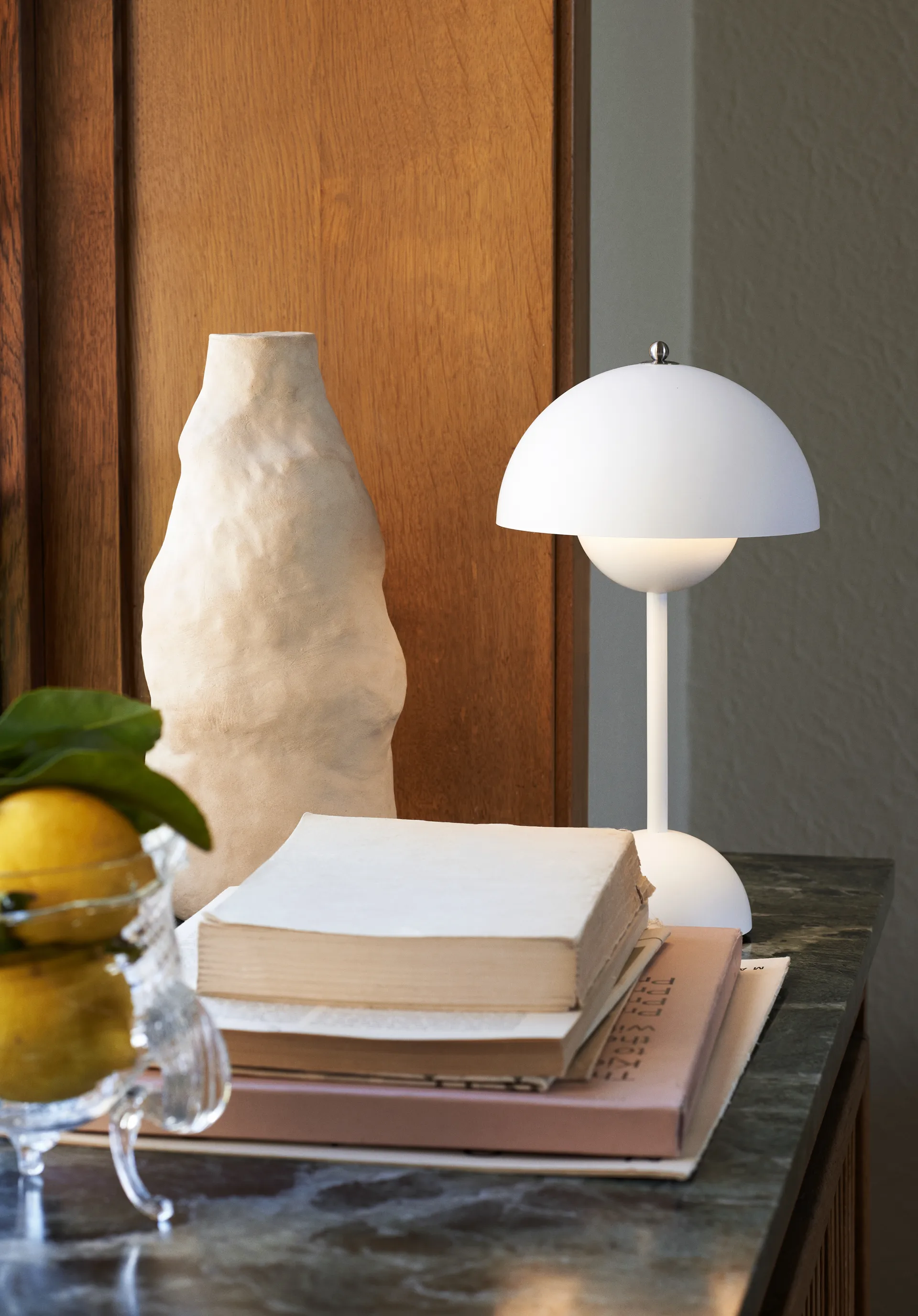 Flowerpot portabel bordslampa VP9, matt vit &Tradition