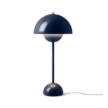 Flowerpot VP3 bordslampa - Steel blue - &Tradition