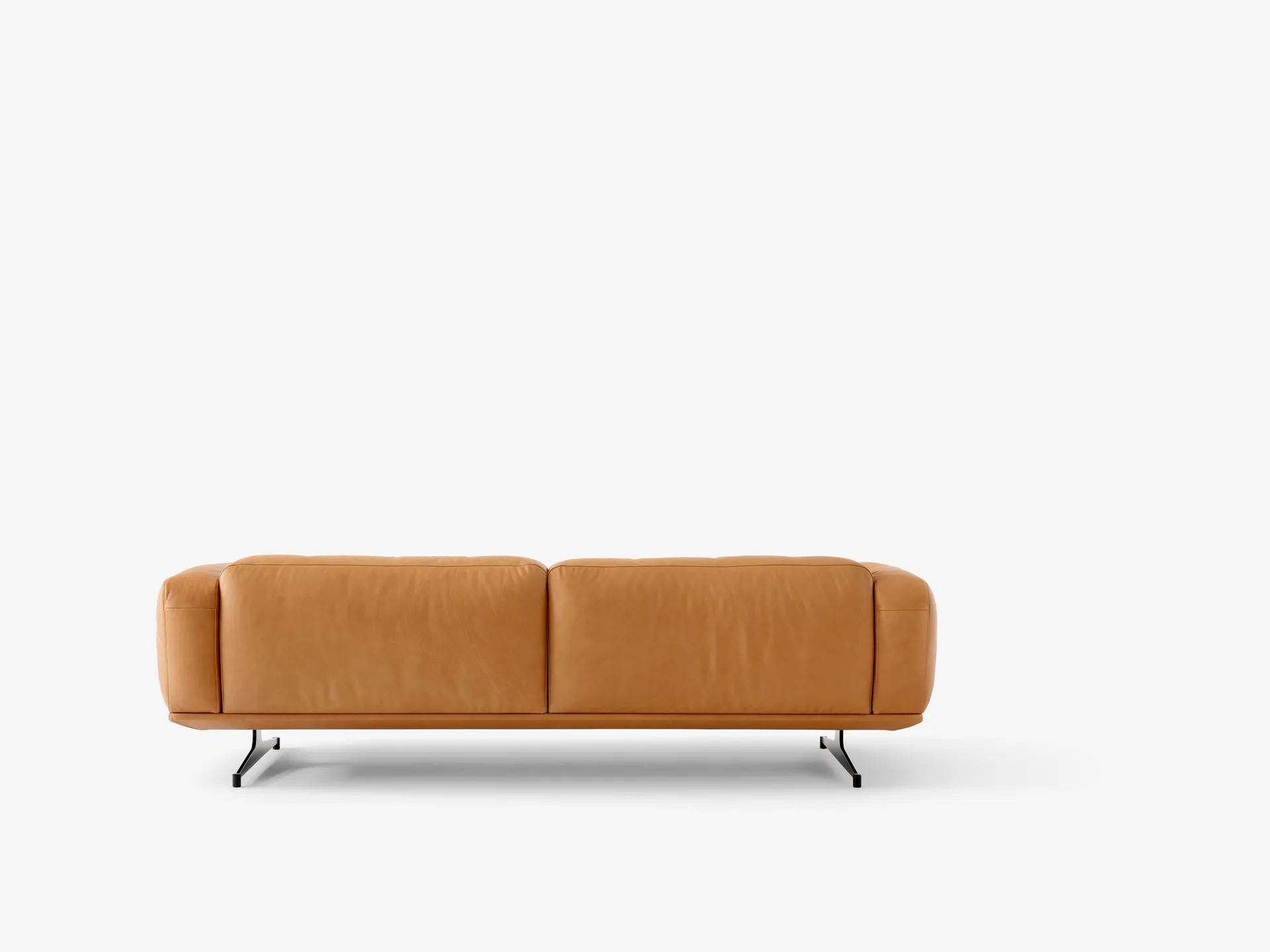 Inland AV23 3-sits soffa, Noble leather cognac-warm black &Tradition