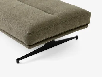 Inland AV32 pouf 78x113 cm - Clay 0014-warm black - &Tradition
