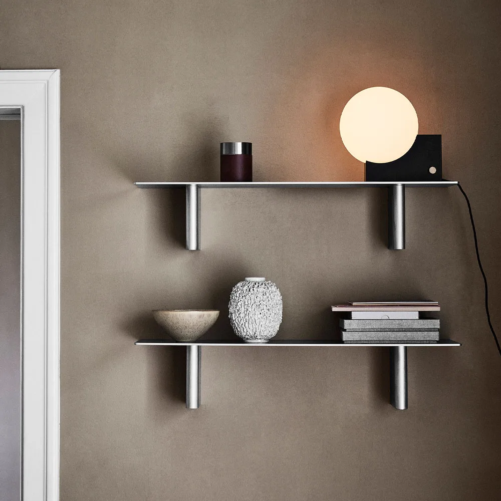 Journey SHY1 bordslampa/vägglampa, Silk grey &Tradition