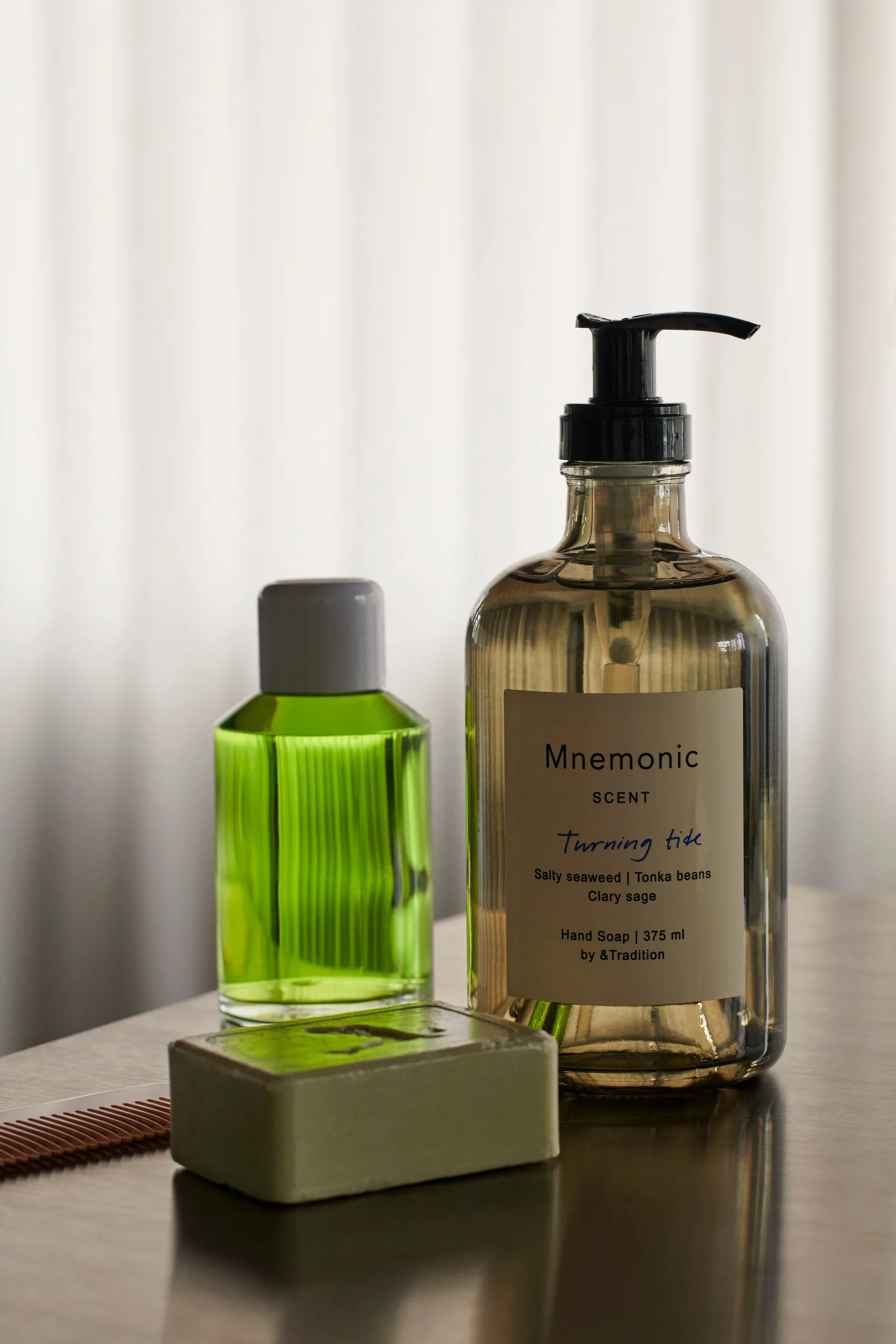 Mnemonic MNC1 handtvål 375 ml, Turning turning tide &Tradition