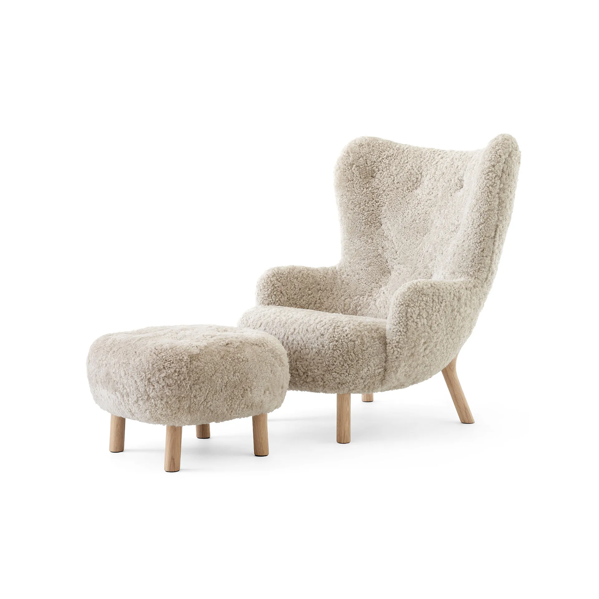 Petra VB3 High fåtölj inkl. pouf ATD1, Oljad ek-Sheepskin Moonlight &Tradition