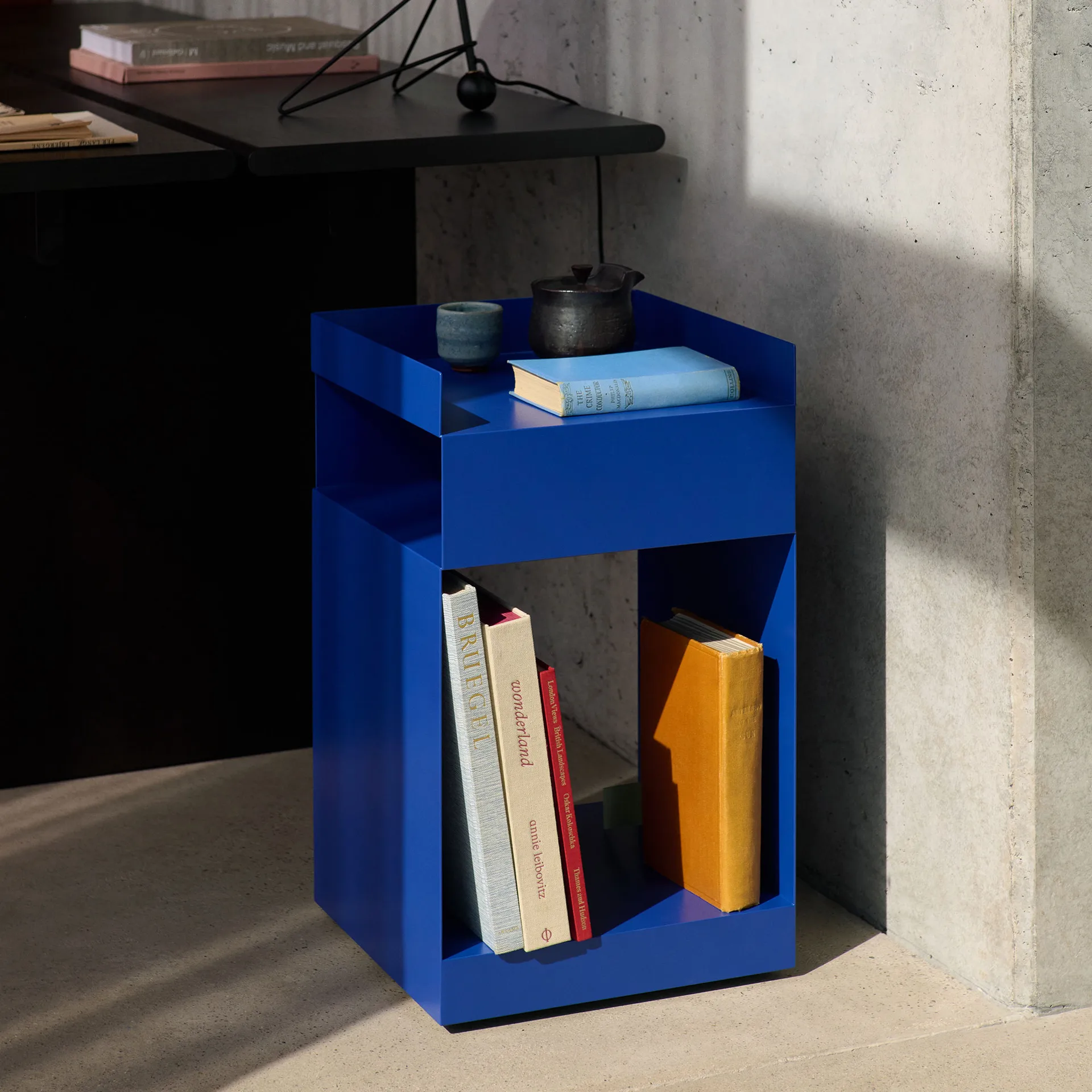 Rotate SC73 serveringsvagn, Cobalt blue &Tradition