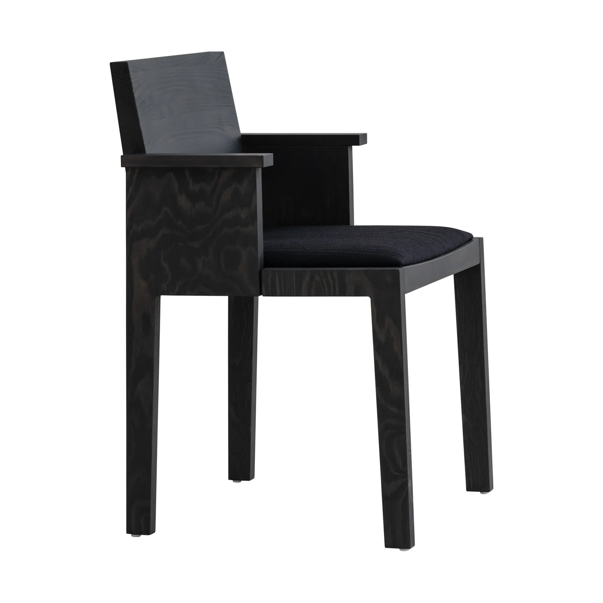 016 Maasto Dining Armchair karmstol, Svartbetsad furu, klädd sits svart Vaarnii