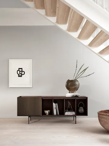 Vipp Cabinet H1 sideboard med ben - Dark oak-marble, doors - Vipp