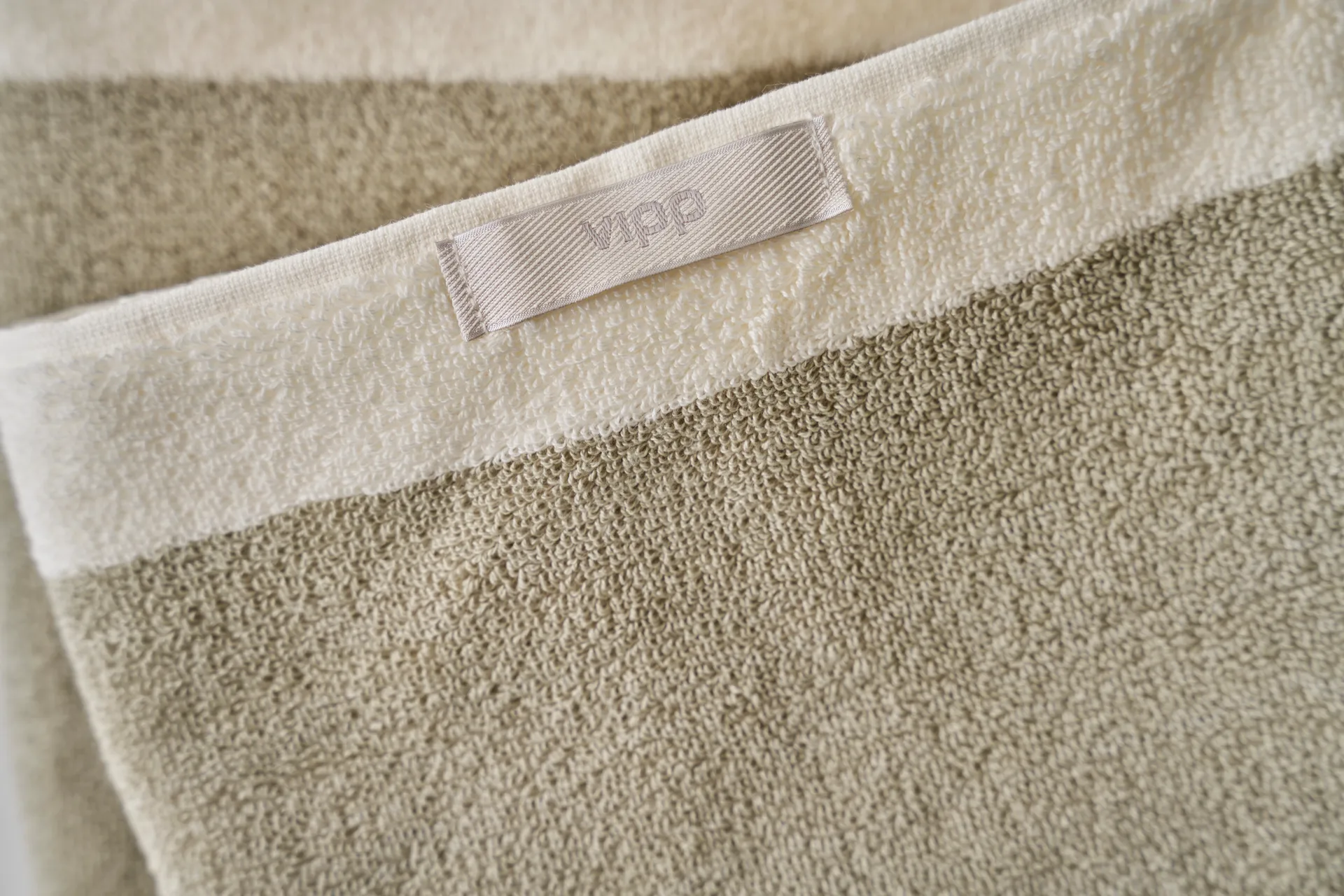 Vipp103 handduk, Khaki, 50x100 cm Vipp