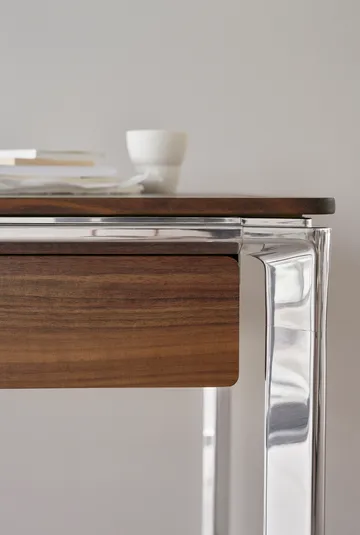 Vipp430 Studio Desk skrivbordslåda 56x29x20 cm - Walnut - Vipp