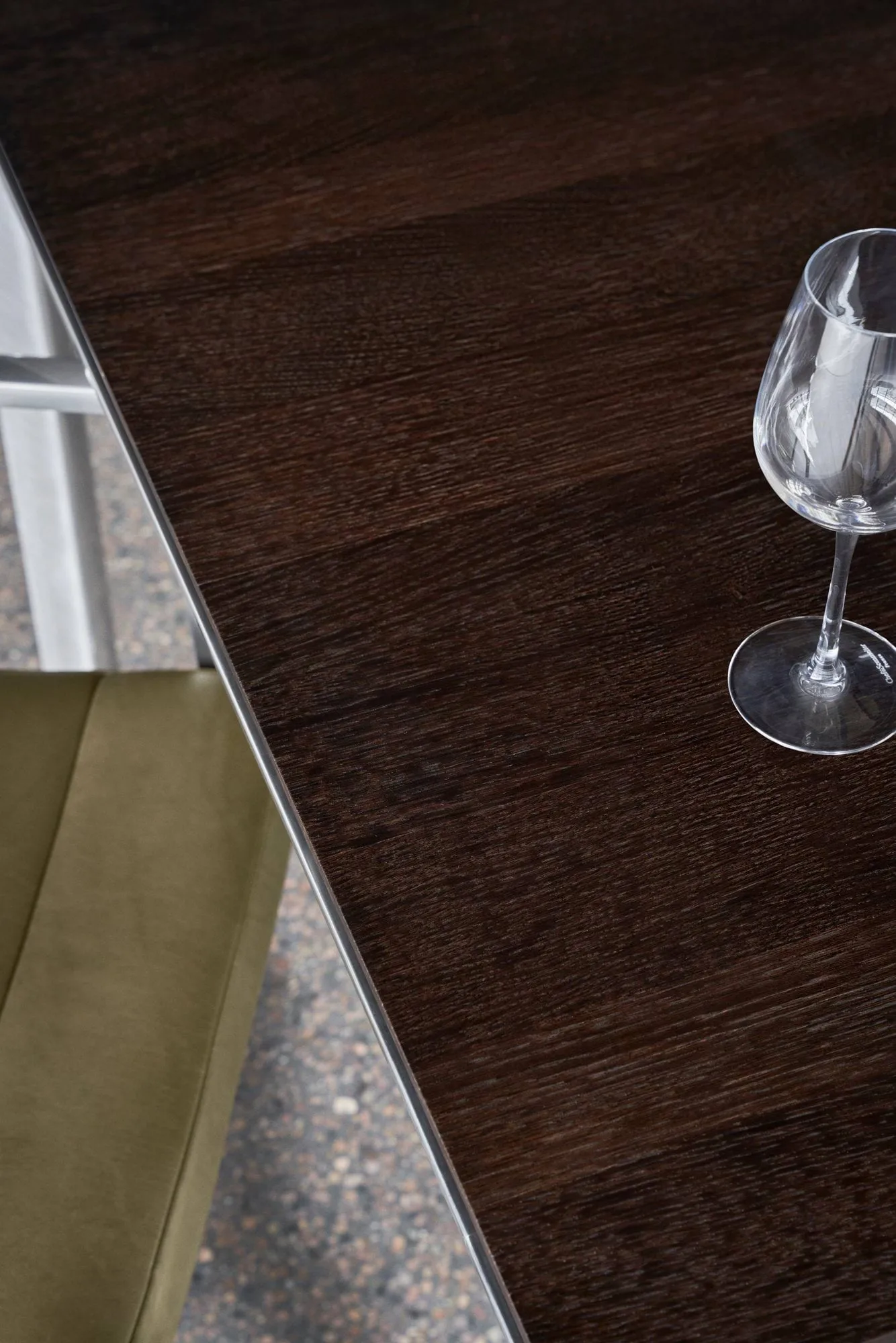 Vipp433 matbord, Dark oak, medium Vipp