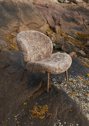 Vipp469 Lodge loungefåtölj low back - Curly 09 off white-dark oak - Vipp