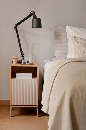 Vipp672 sängbord - Ljus ek-ljus aluminium, 31,5x60x38 cm - Vipp