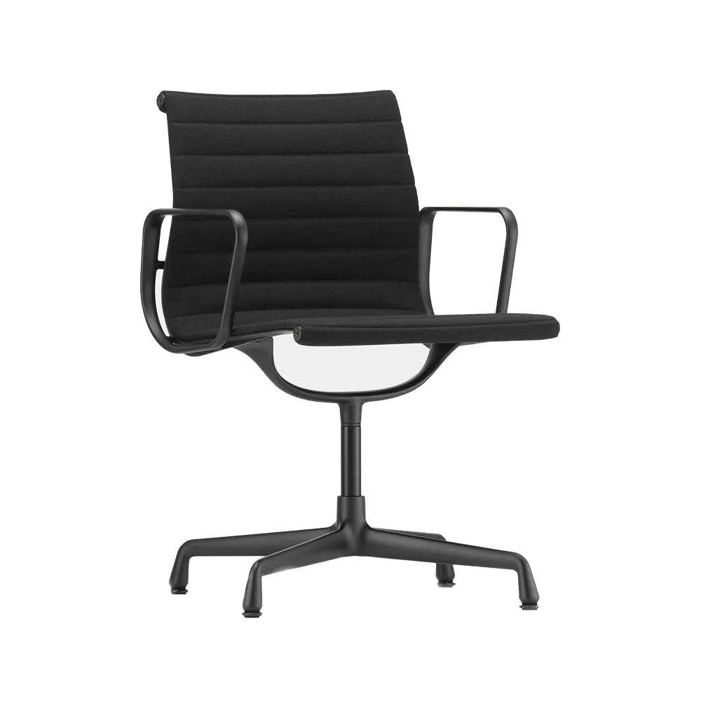 EA 104 karmstol, tyg hopsak nero, deep black Vitra