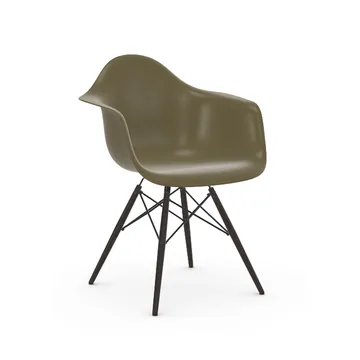 Eames Fiberglass Armchair DAW karmstol - Raw umber-svartbetsade lönnben - Vitra